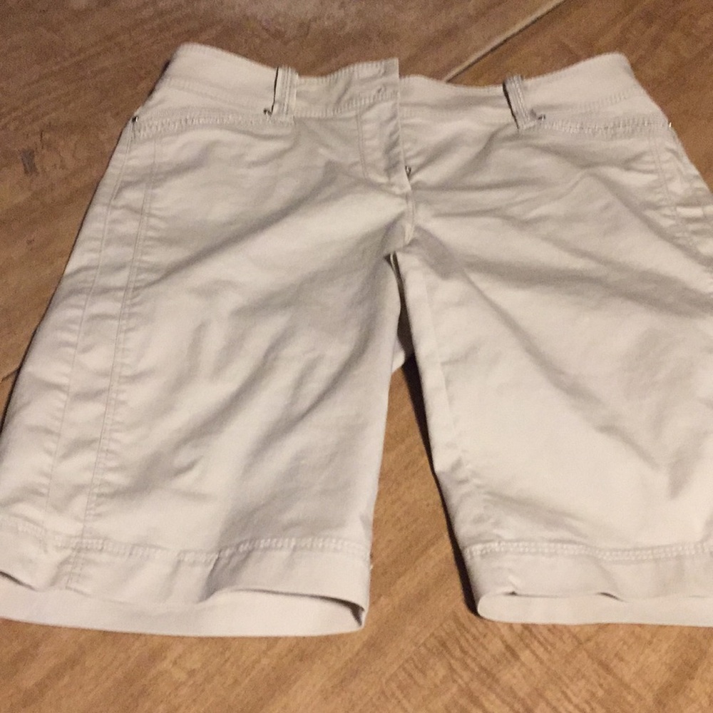 White house black market shorts size 2